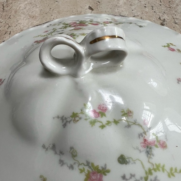 Old Abbey by Warwick 8” Round Covered Vegetable Bowl 1949 - Picture 3 of 8